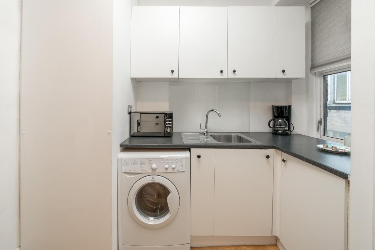 Soho & Covent Garden Apartment, Sleeps 3 Λονδίνο Εξωτερικό φωτογραφία